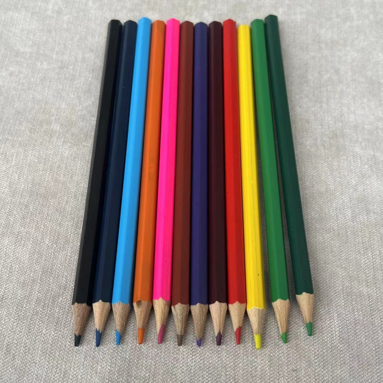 かわいいアニメ色鉛筆 12本セット HB 2B スムーズな書 - Woodworking Ideas のレビューと価格