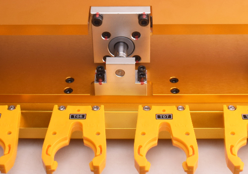 LIHAN 彫刻機自動 12 ツールチェンジャー木工 CNC - Woodworking Magazine のレビューと価格